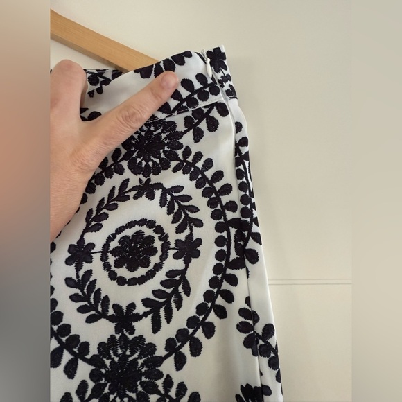 SHEIN Black & White Wide Leg Pant, size large. - Picture 7 of 12